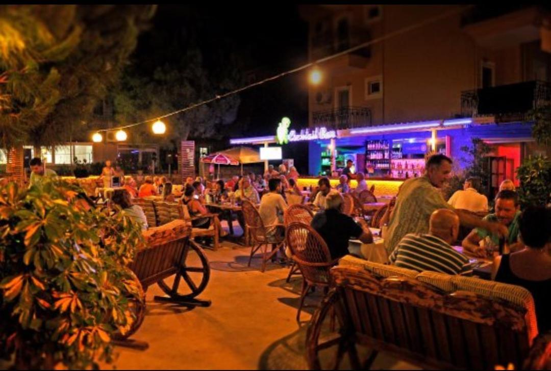Turtle Apart Aparthotel Fethiye Esterno foto